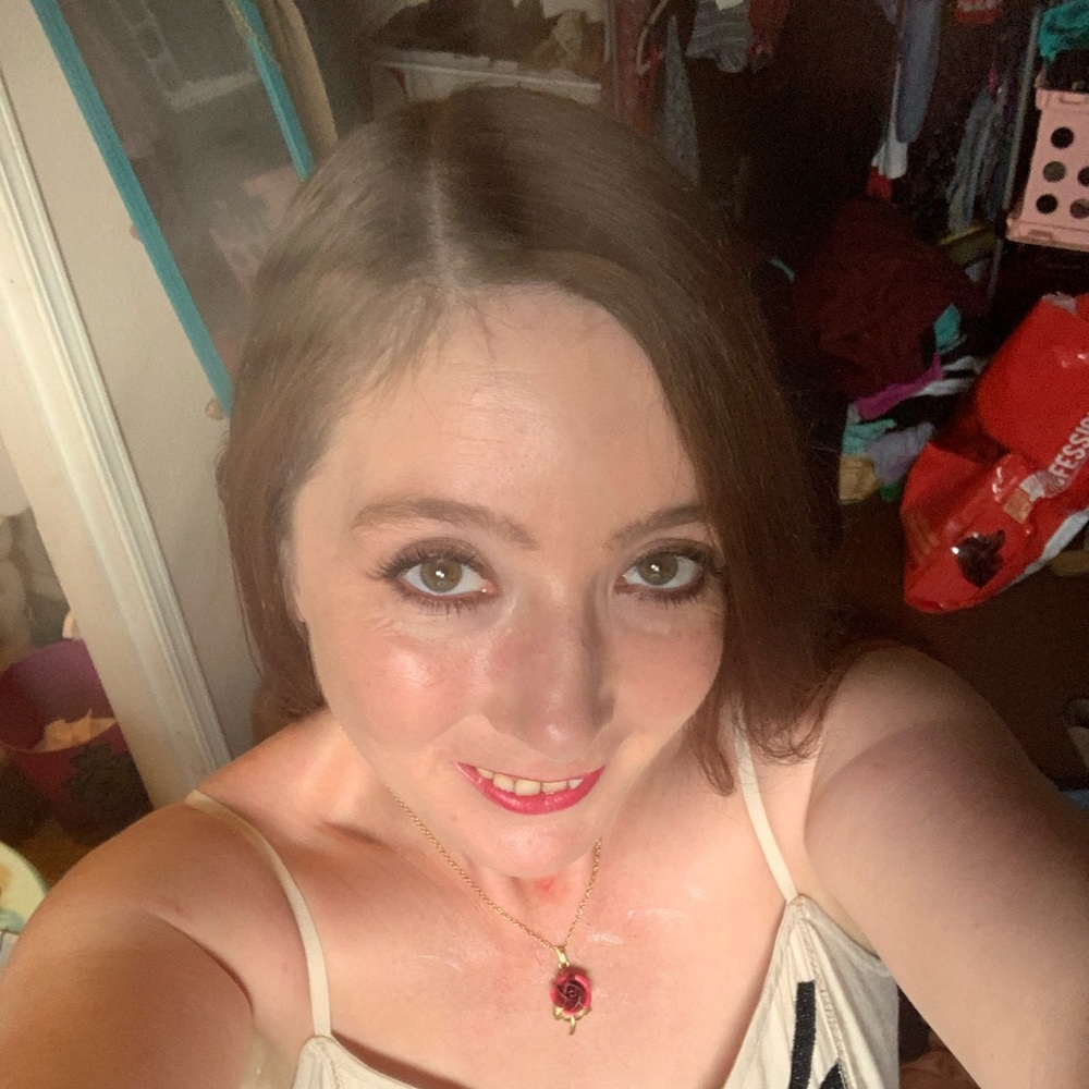 Meet your Posher, Sharah